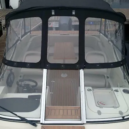 Lodz Motorowa Quicksilver 645 Activ Cabin - 150 Km