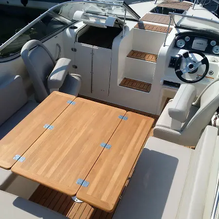 Lodz Motorowa Quicksilver 645 Activ Cabin - 150 Km غيجيتسكو