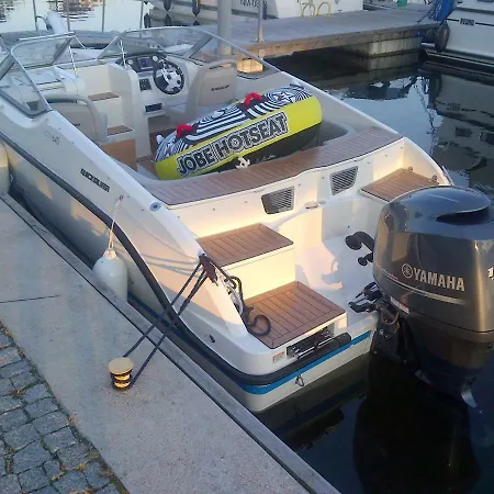 بوتيل Lodz Motorowa Quicksilver 645 Activ Cabin - 150 Km